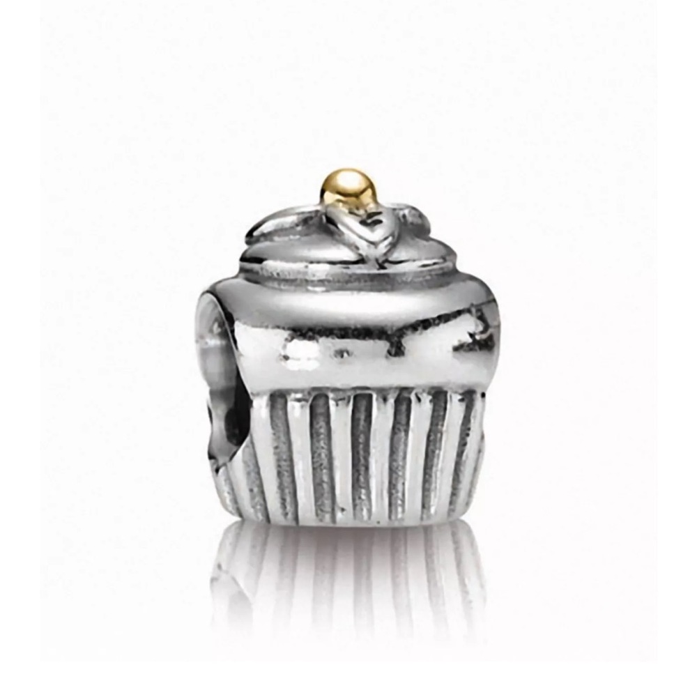 Pandora Cupcake Charm